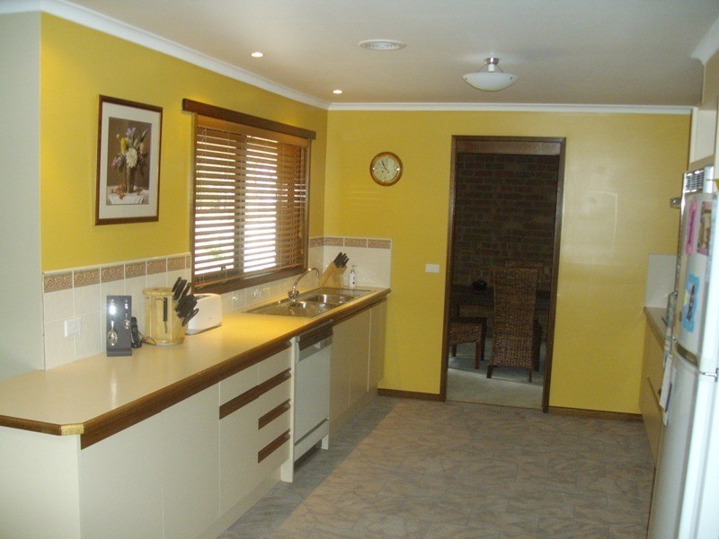 61 Dundas Road, Maryborough VIC 3465