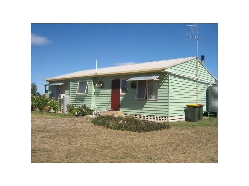 62 Menzies Drive, Daisy Hill VIC 3465