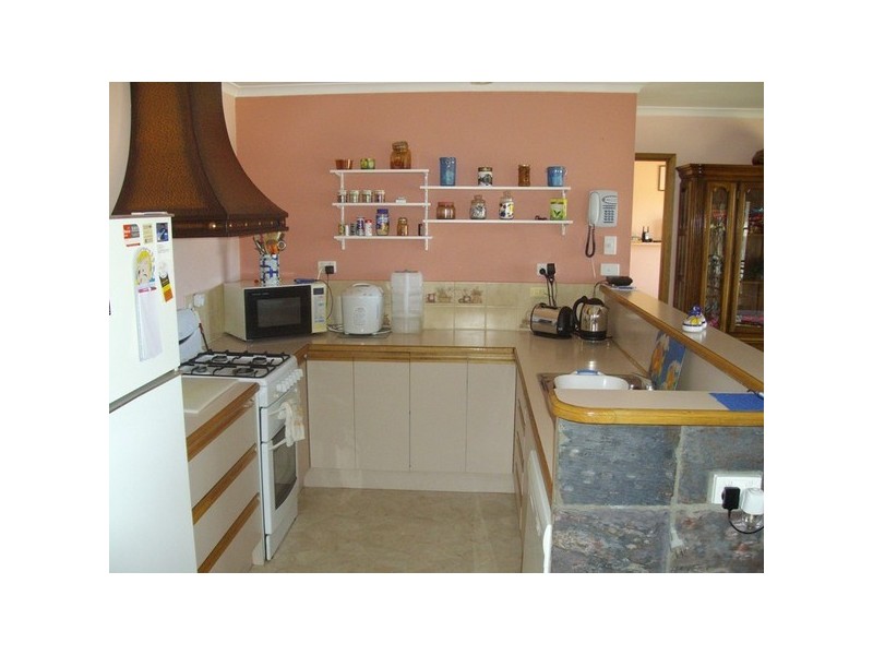 62 Menzies Drive, Daisy Hill VIC 3465