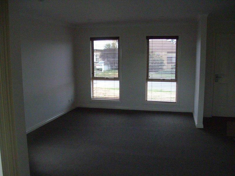 Unit 4/3 Laidman Street, Maryborough VIC 3465