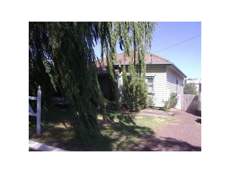 25 Maryborough Bendigo Road, Maryborough VIC 3465