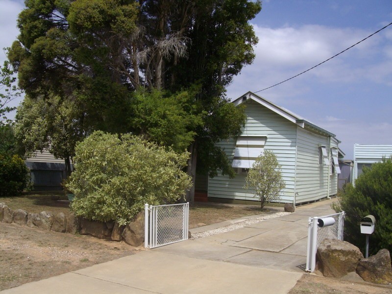 13 Primrose Street, Maryborough VIC 3465