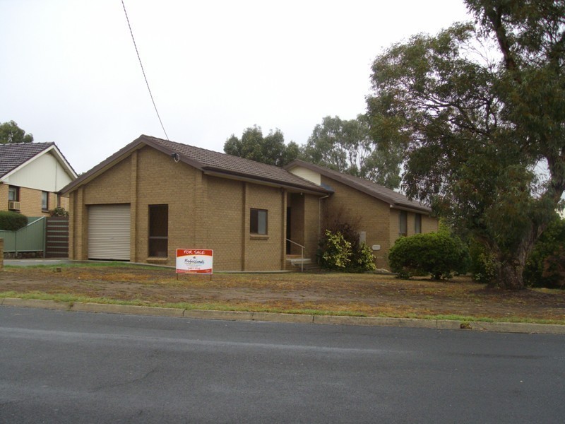 38 Laidman Street, Maryborough VIC 3465