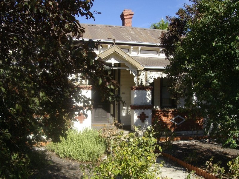 208 Railway Street, Maryborough VIC 3465