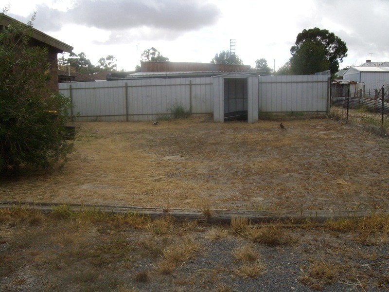 2/8 Cadle Street, Maryborough VIC 3465