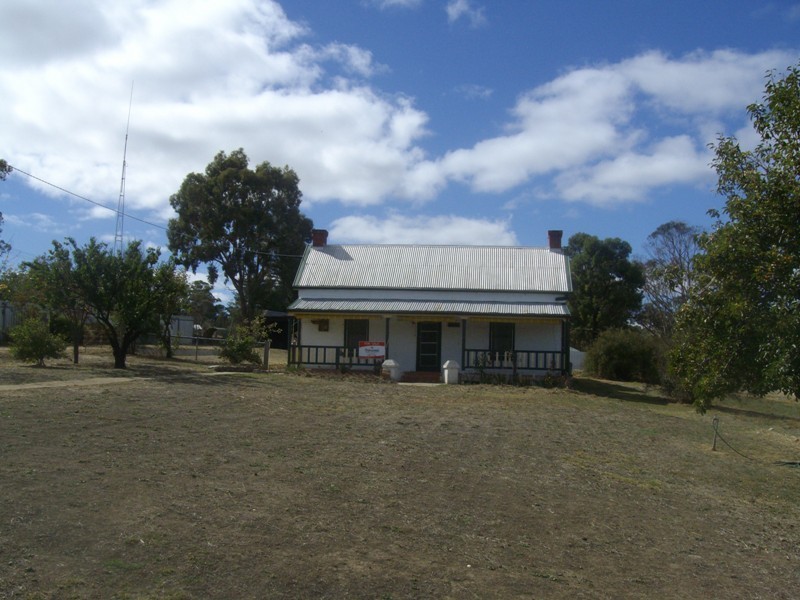 96 Barnett Street, Avoca VIC 3467