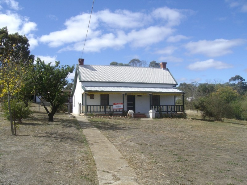 96 Barnett Street, Avoca VIC 3467