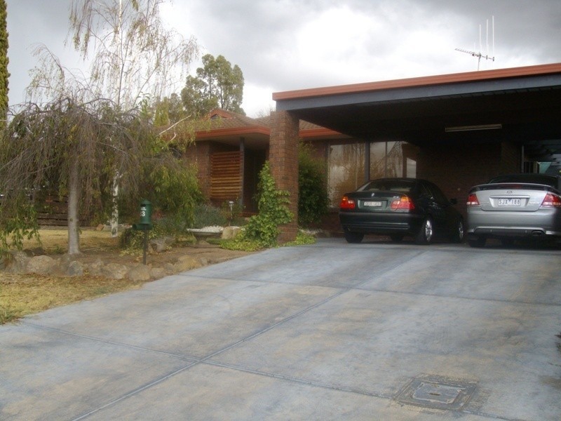 23 Pekin Road, Maryborough VIC 3465