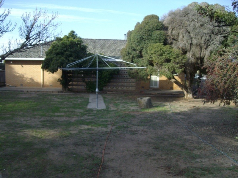 3 Pekin Road, Maryborough VIC 3465