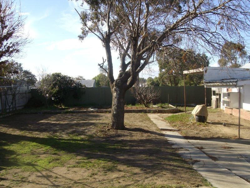 38 Holyrood Street, Maryborough VIC 3465