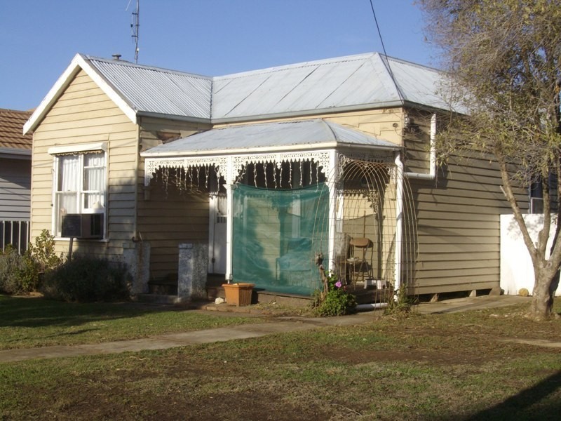 45 Dundas Road, Maryborough VIC 3465