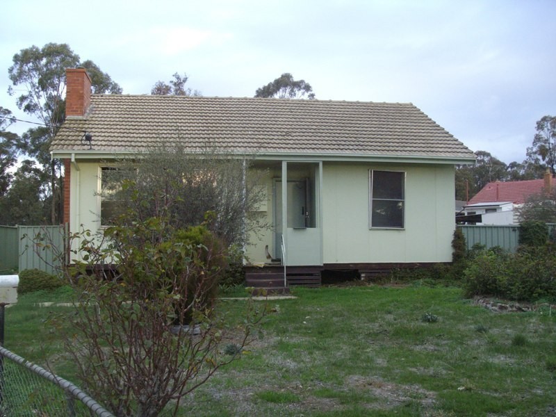 24 Porter Avenue, Maryborough VIC 3465