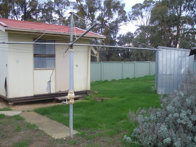 24 Porter Avenue, Maryborough VIC 3465