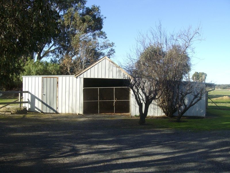 272 High Street, Avoca VIC 3467