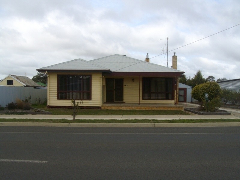216 Gladstone Street, Maryborough VIC 3465