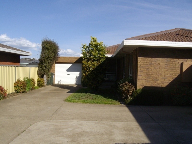 2/296 Gladstone Street, Maryborough VIC 3465