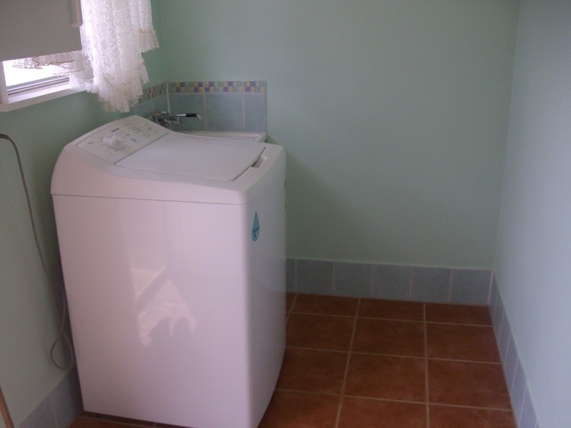 11 Tobruk Avenue, Maryborough VIC 3465