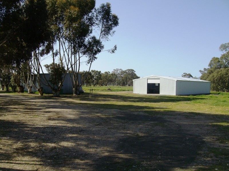 512 Norwood Road, Wareek VIC 3465