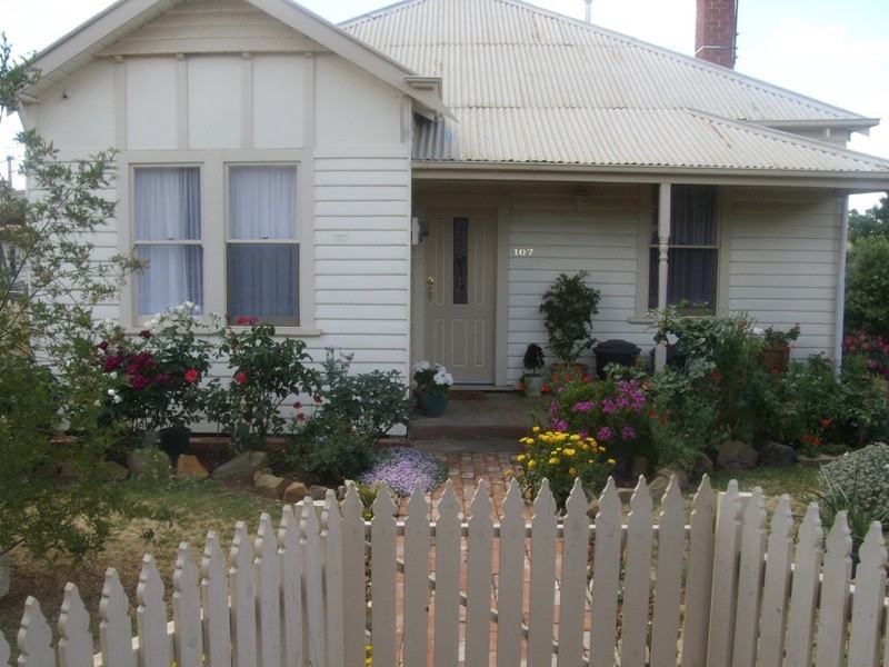 107 Loch Street, Maryborough VIC 3465