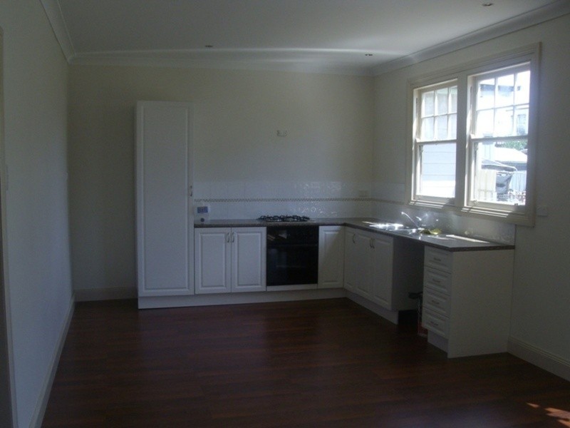 8 Rogers Street, Maryborough VIC 3465