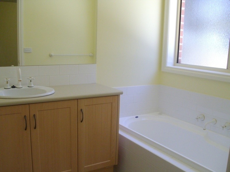 4/188-190 Gladstone Street, Maryborough VIC 3465