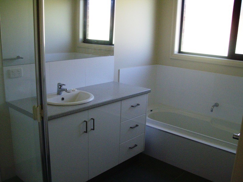 29 Dundas Road, Maryborough VIC 3465