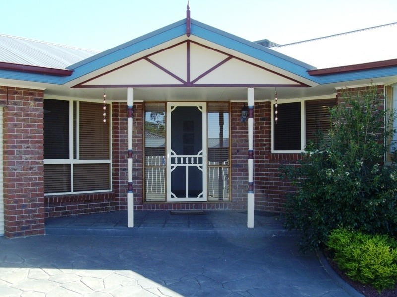 6 Luke Court, Maryborough VIC 3465