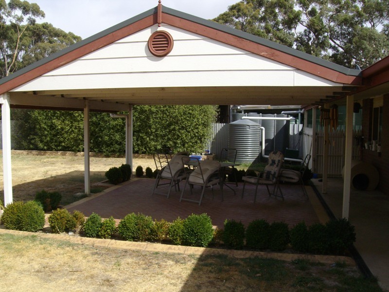 2 Ormond Avenue, Maryborough VIC 3465