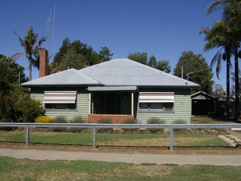 38 Alma Street, Maryborough VIC 3465
