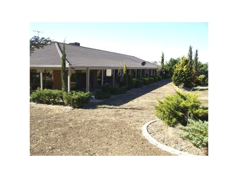 25 Rowles Drive, Maryborough VIC 3465