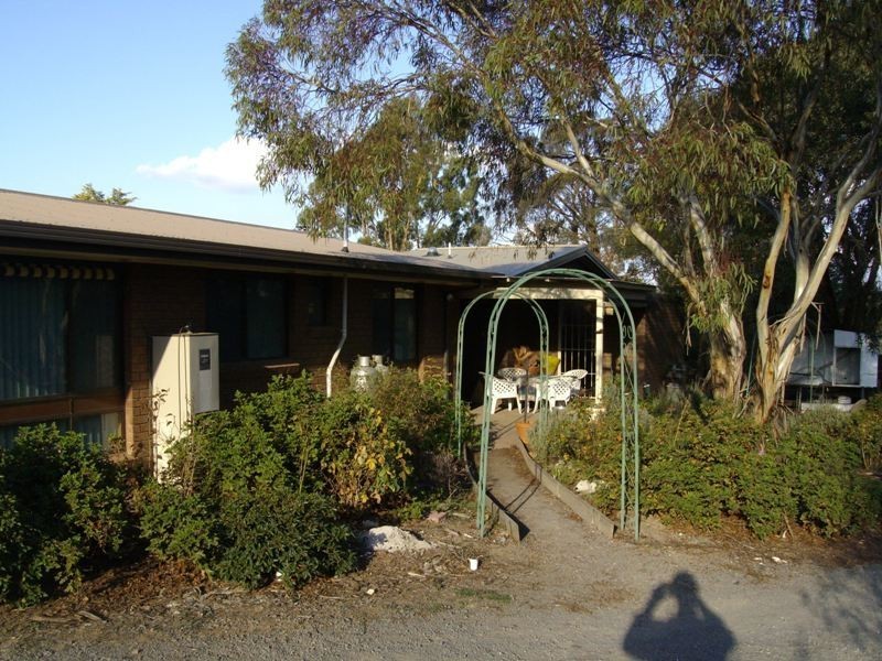 64 Elma Court, Daisy Hill VIC 3465