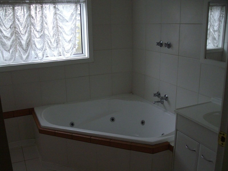 39 Derby Road, Maryborough VIC 3465