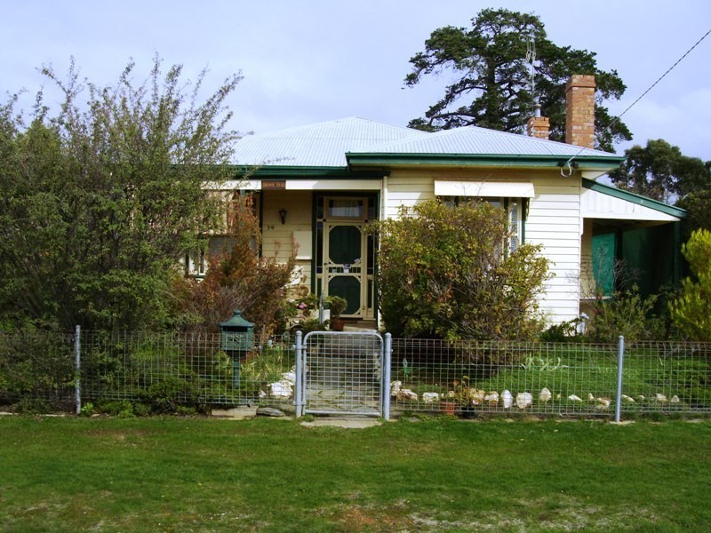 39 Wills Street, Maryborough VIC 3465