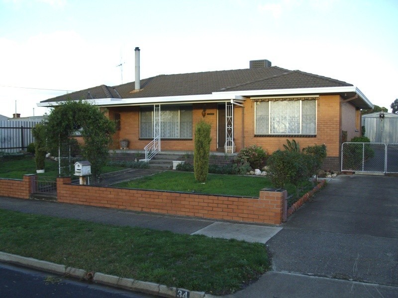 34 Burns Street, Maryborough VIC 3465