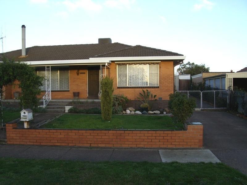 34 Burns Street, Maryborough VIC 3465