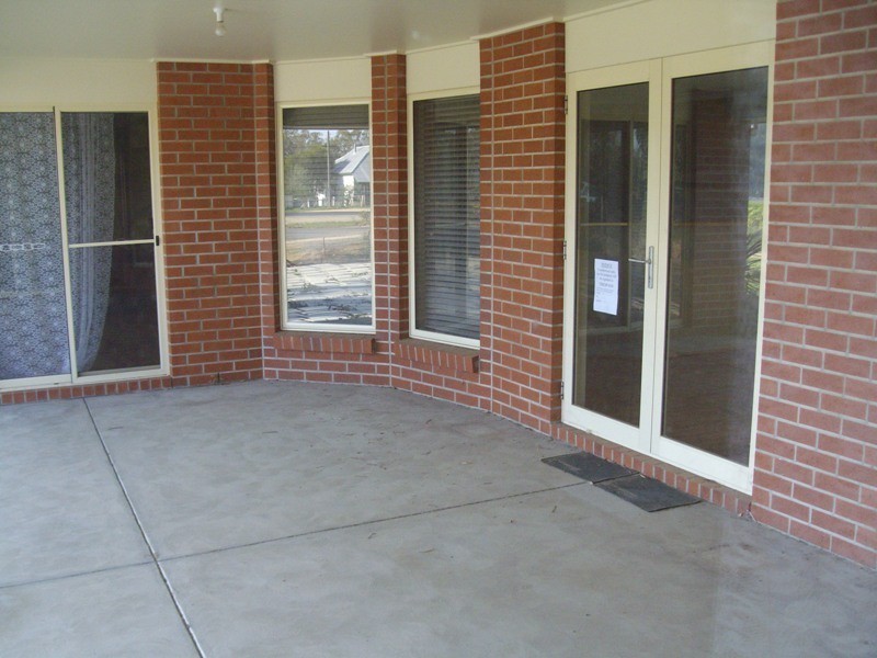 36 High Street, Avoca VIC 3467