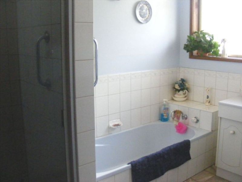 12 Railway Flats Road, Dunolly VIC 3472