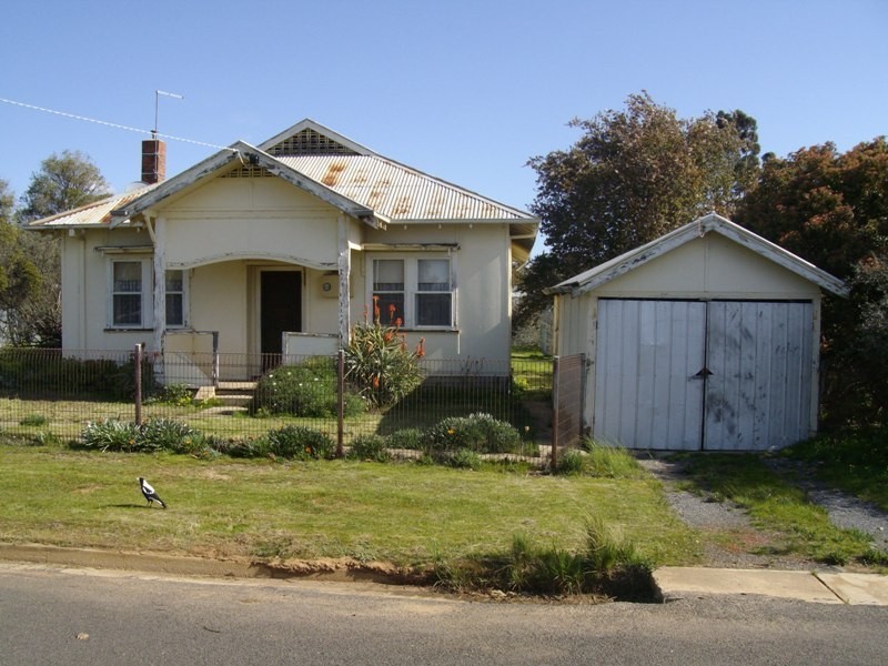 19 Hilton Street, Maryborough VIC 3465