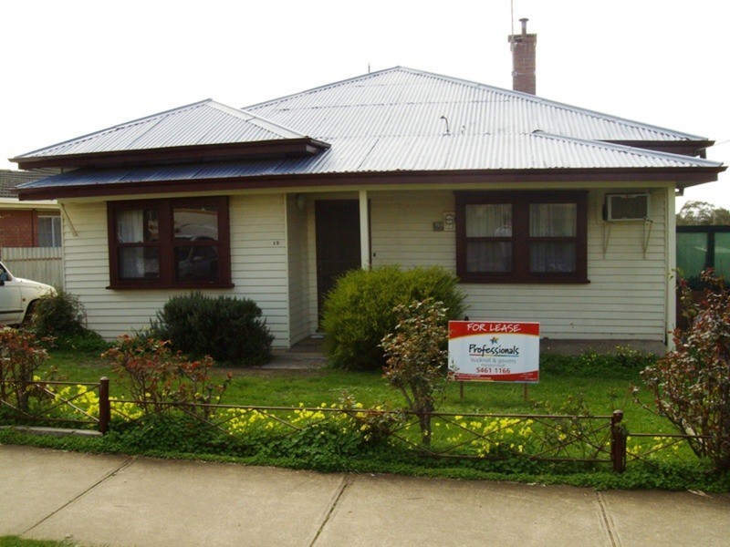 12 Kars Street, Maryborough VIC 3465