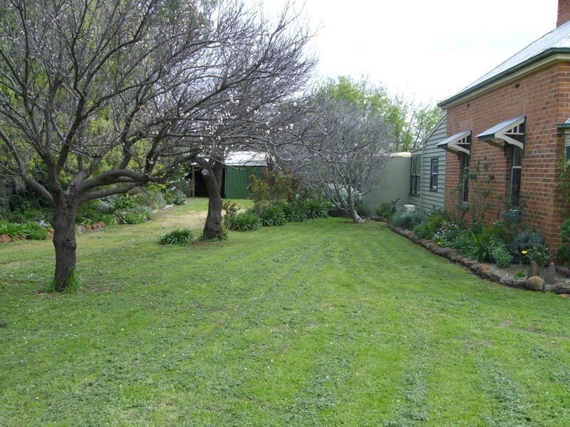 11 Davies Street, Bealiba VIC 3475