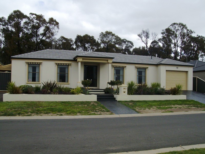 3 Bristol Court, Maryborough VIC 3465