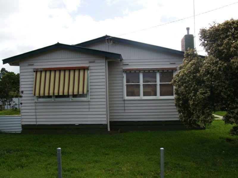 21 McNeil Street, Carisbrook VIC 3464