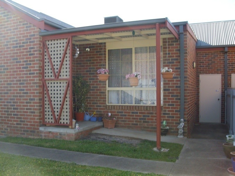 2/29 Alma Street, Maryborough VIC 3465