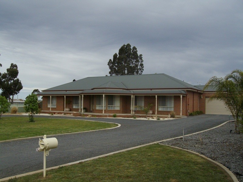 2 Webb Court, Maryborough VIC 3465