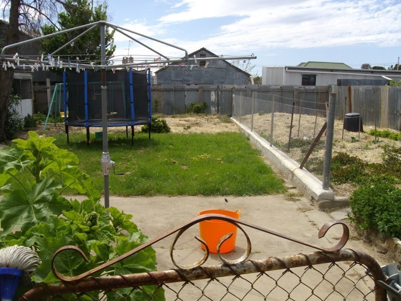 15 Sutton Road, Maryborough VIC 3465