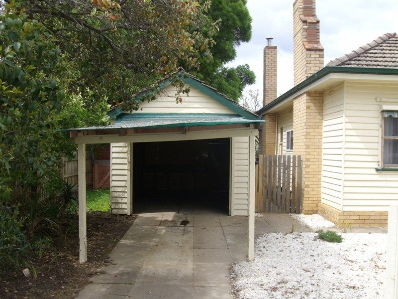 198 High Street, Avoca VIC 3467