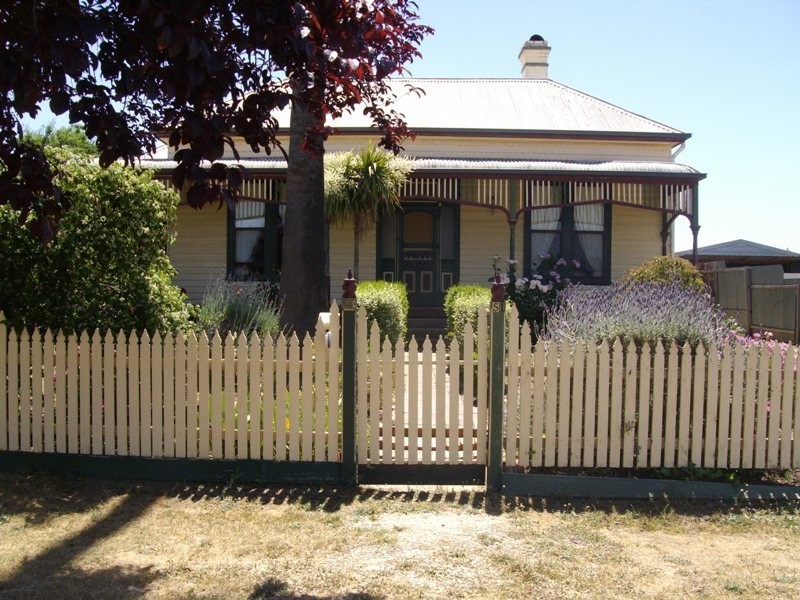 51 Raglan Street, Maryborough VIC 3465