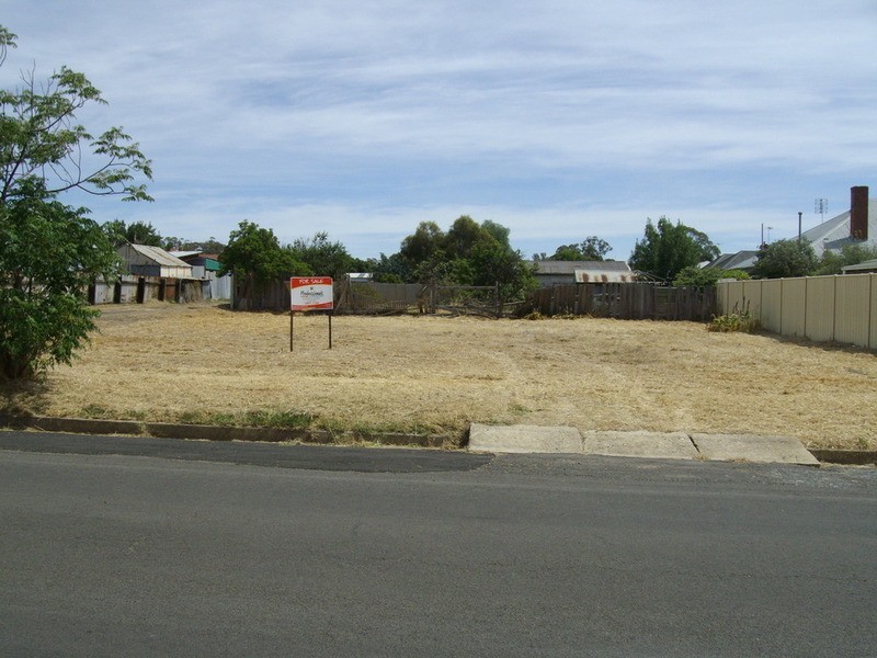 25 Brougham Street, Maryborough VIC 3465