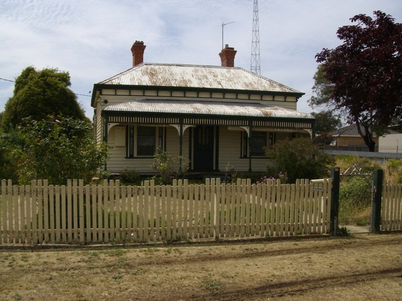 90 Burns Street, Maryborough VIC 3465