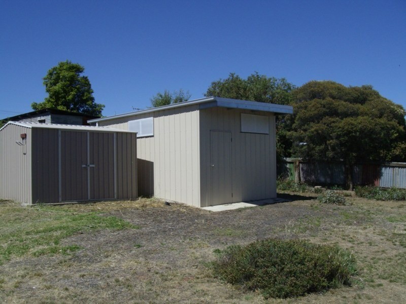 40 Cadle Street, Maryborough VIC 3465